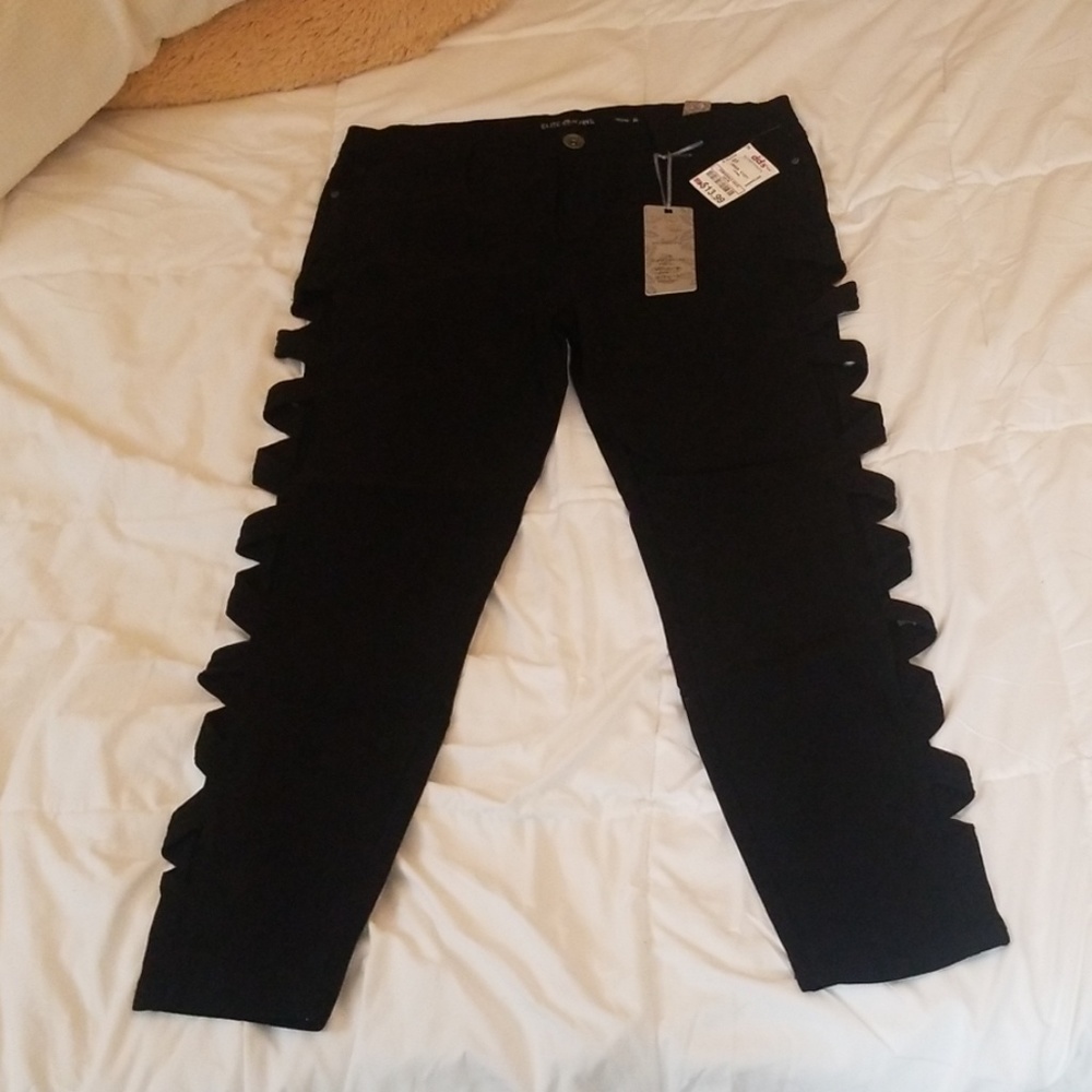 Skinny Stretch side cut Jeans